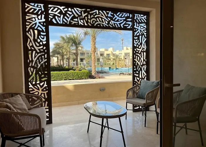 Mangroovy The Liquid Luxury 1br Ground Pool Front *